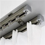 Лека алуминиева завеса писта